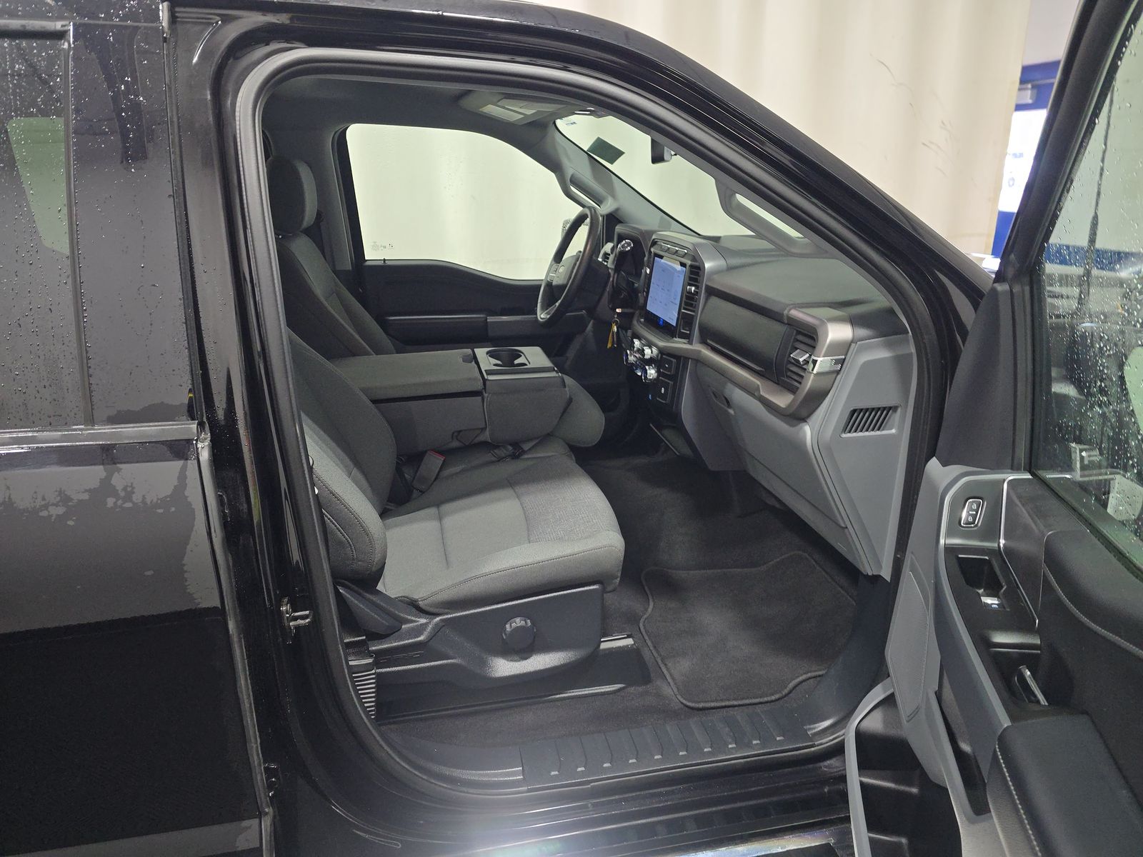 2024 Ford F-150 XLT AWD