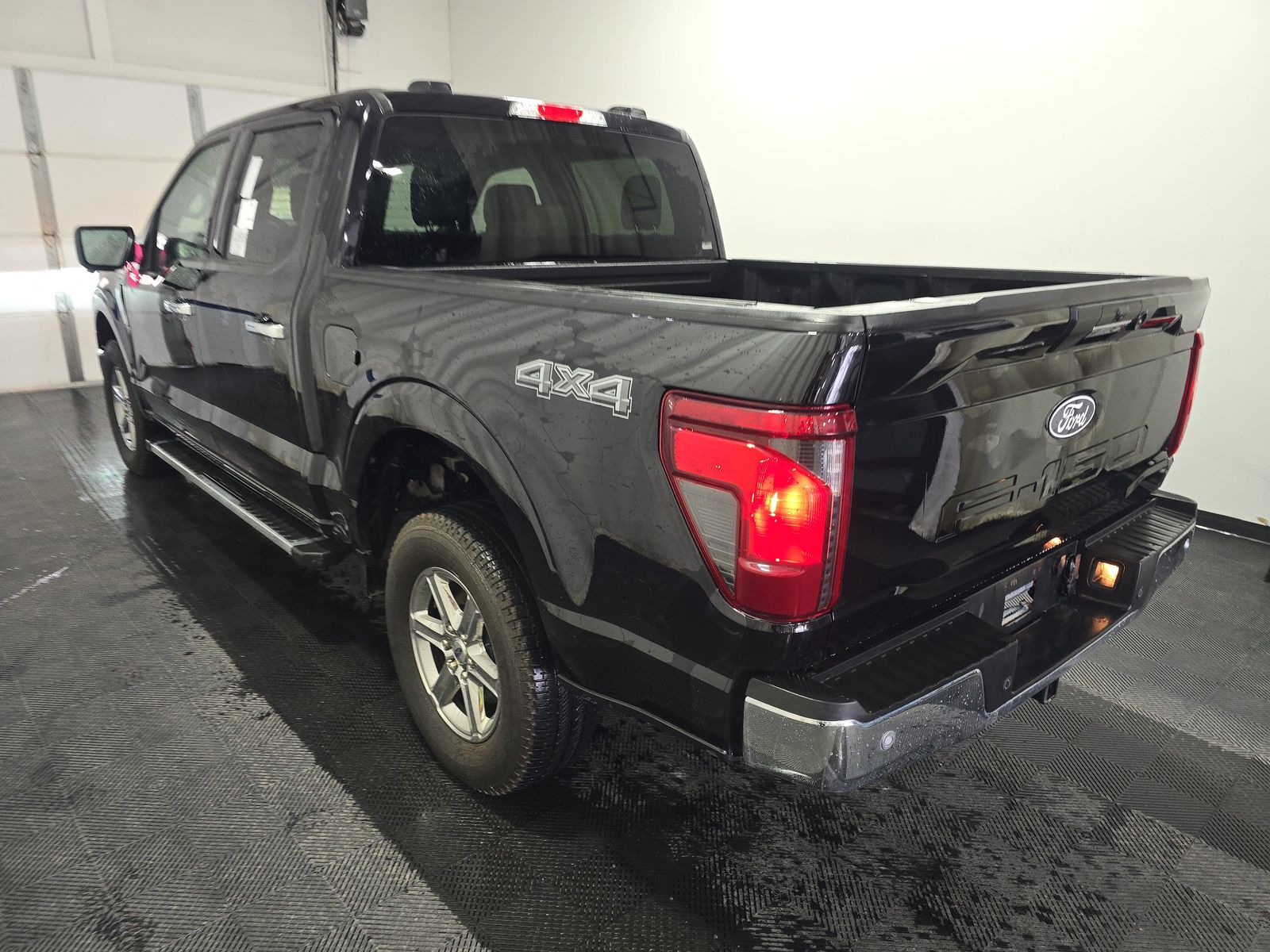 2024 Ford F-150 XLT AWD