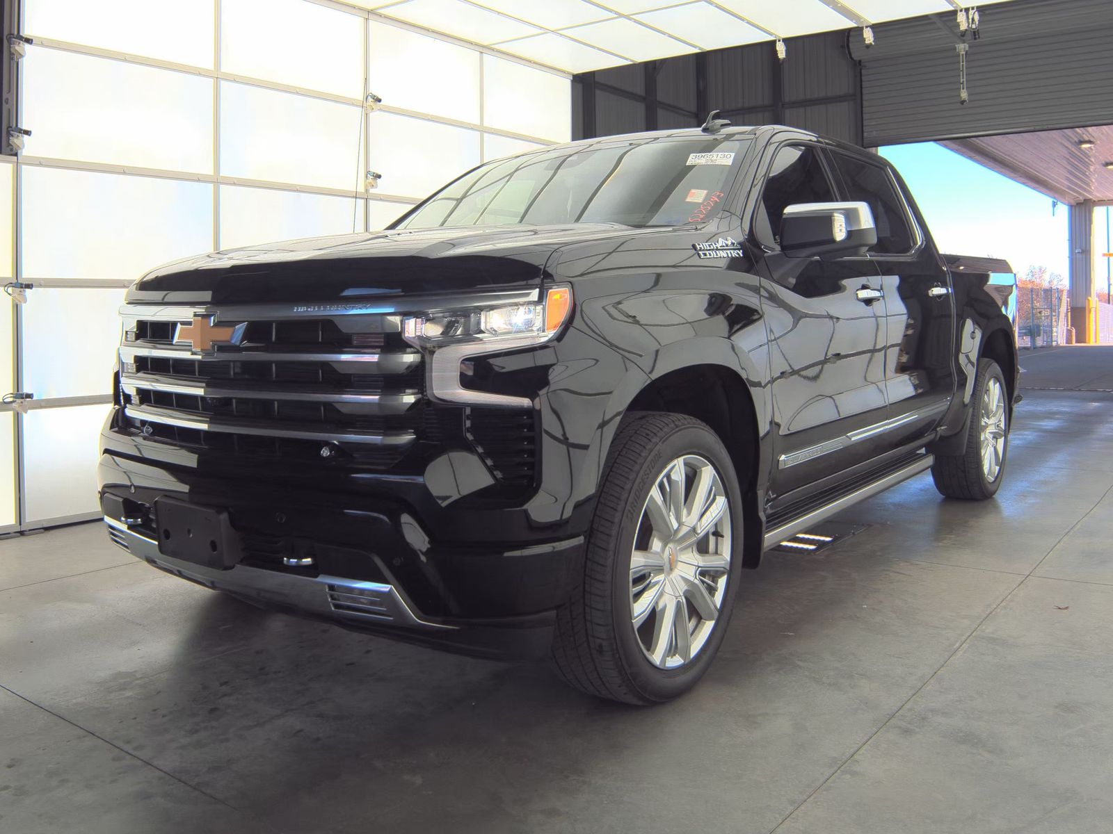 2025 Chevrolet Silverado 1500 High Country AWD