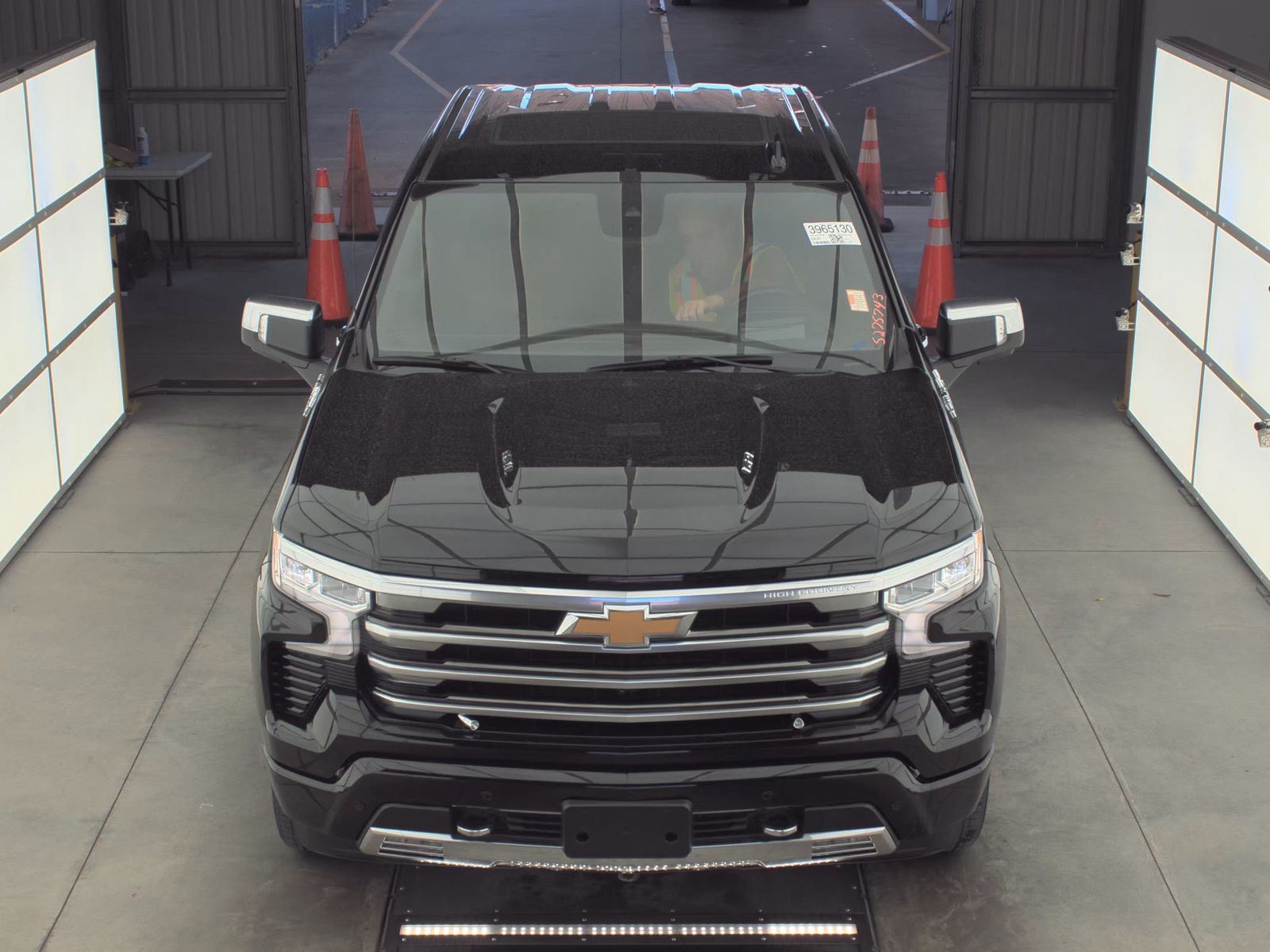 2025 Chevrolet Silverado 1500 High Country AWD