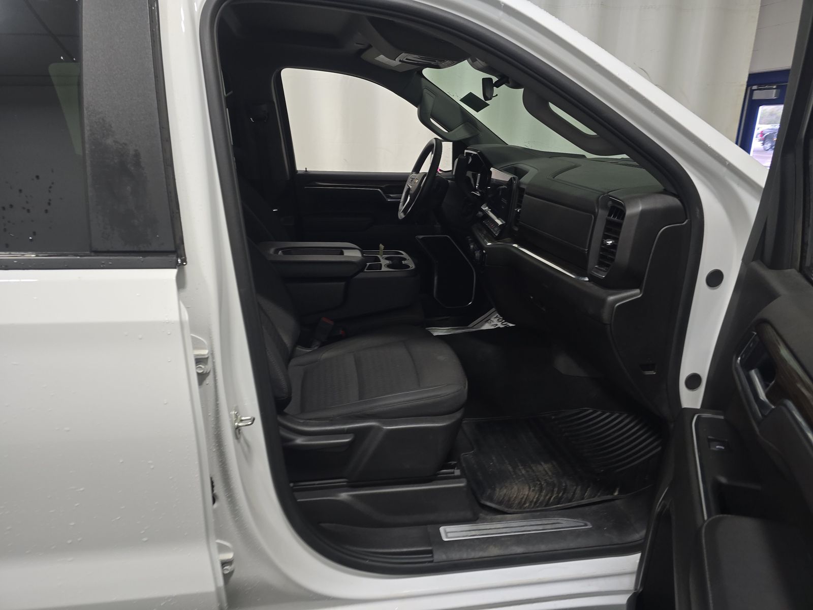 2025 Chevrolet Silverado 1500 LT AWD