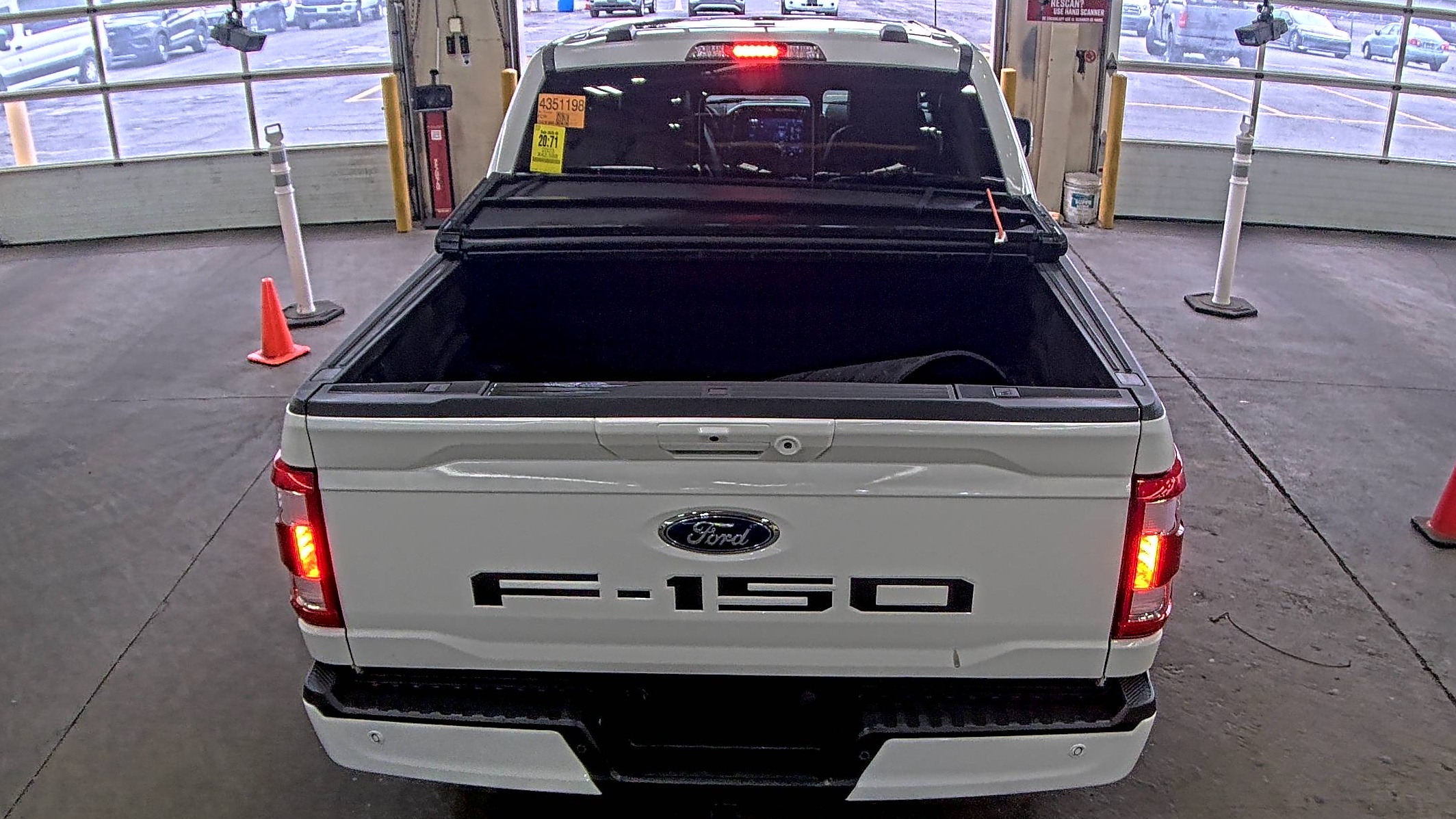 2023 Ford F-150 Hybrid Lariat AWD