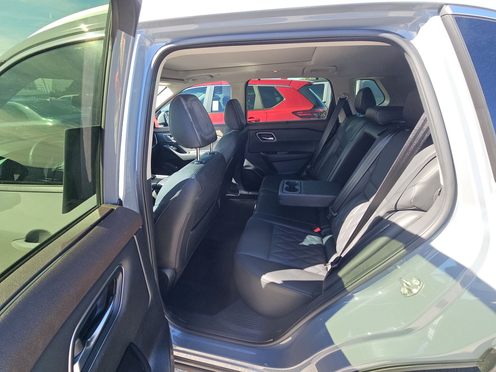 2023 Nissan Rogue Platinum FWD