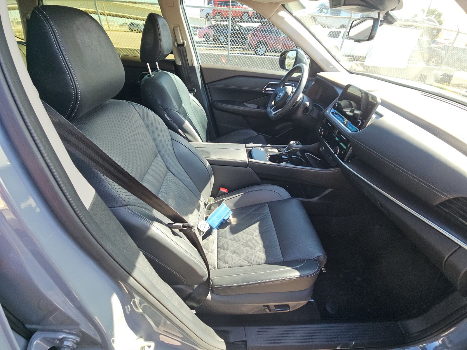 2023 Nissan Rogue Platinum FWD