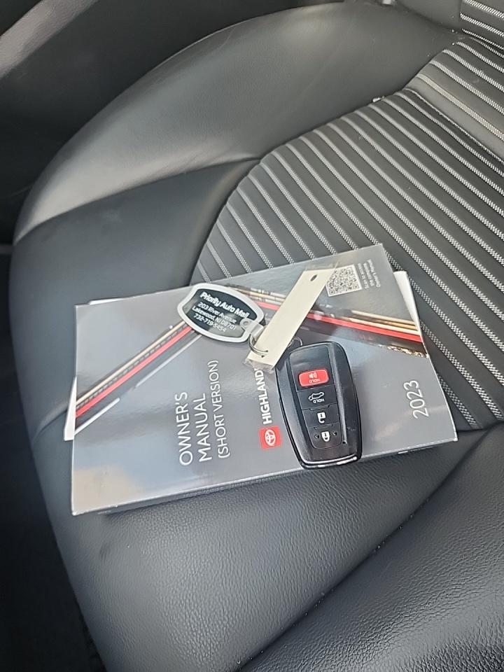 2023 Toyota Highlander XSE AWD