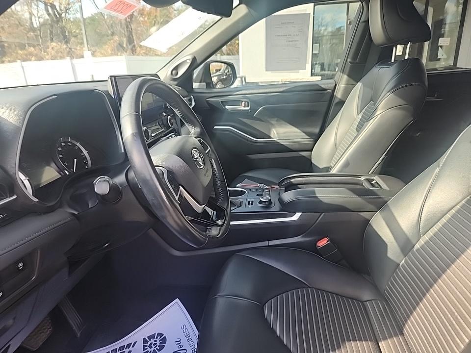 2023 Toyota Highlander XSE AWD