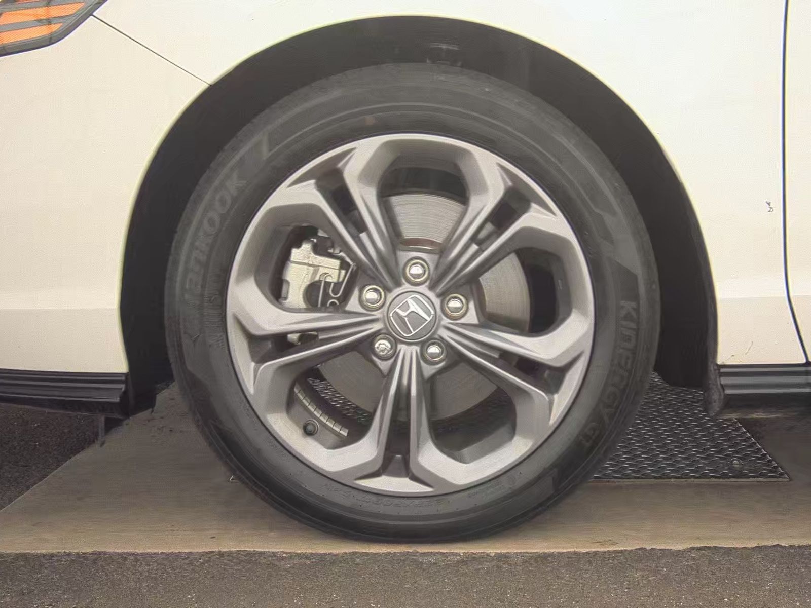 2023 Honda Accord Hybrid EX-L FWD