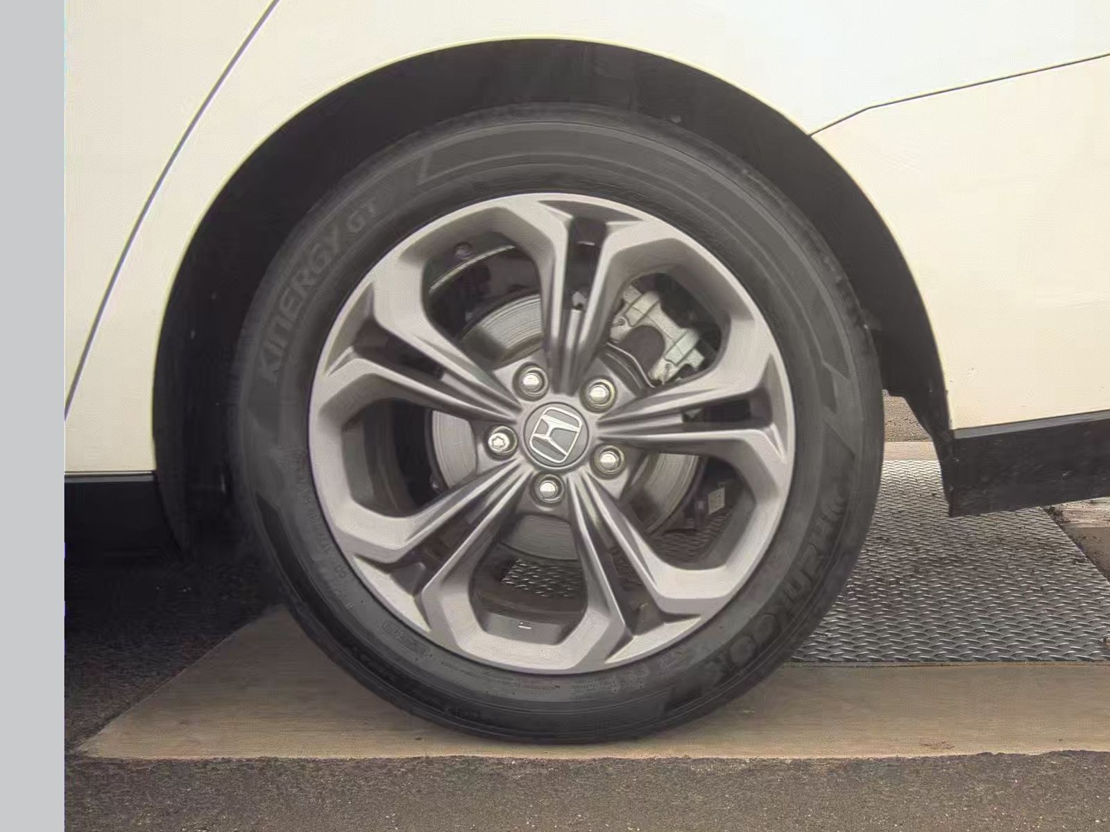 2023 Honda Accord Hybrid EX-L FWD