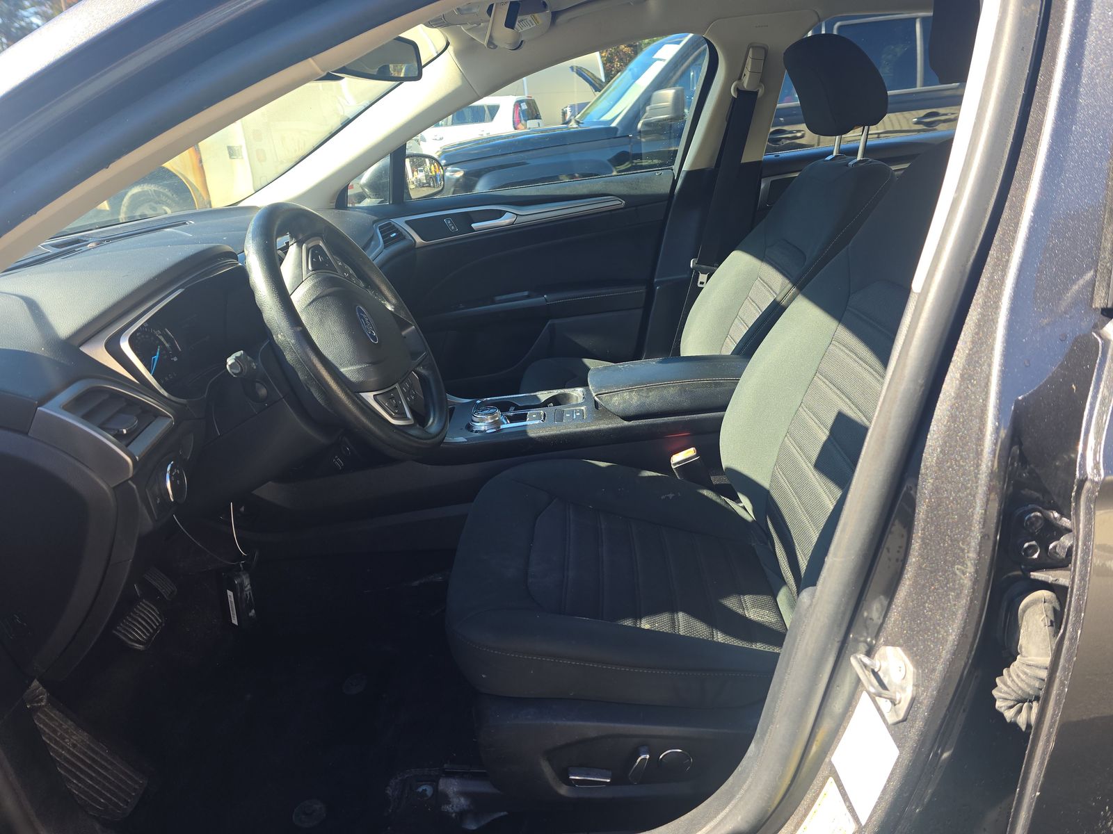 2020 Ford Fusion SE FWD