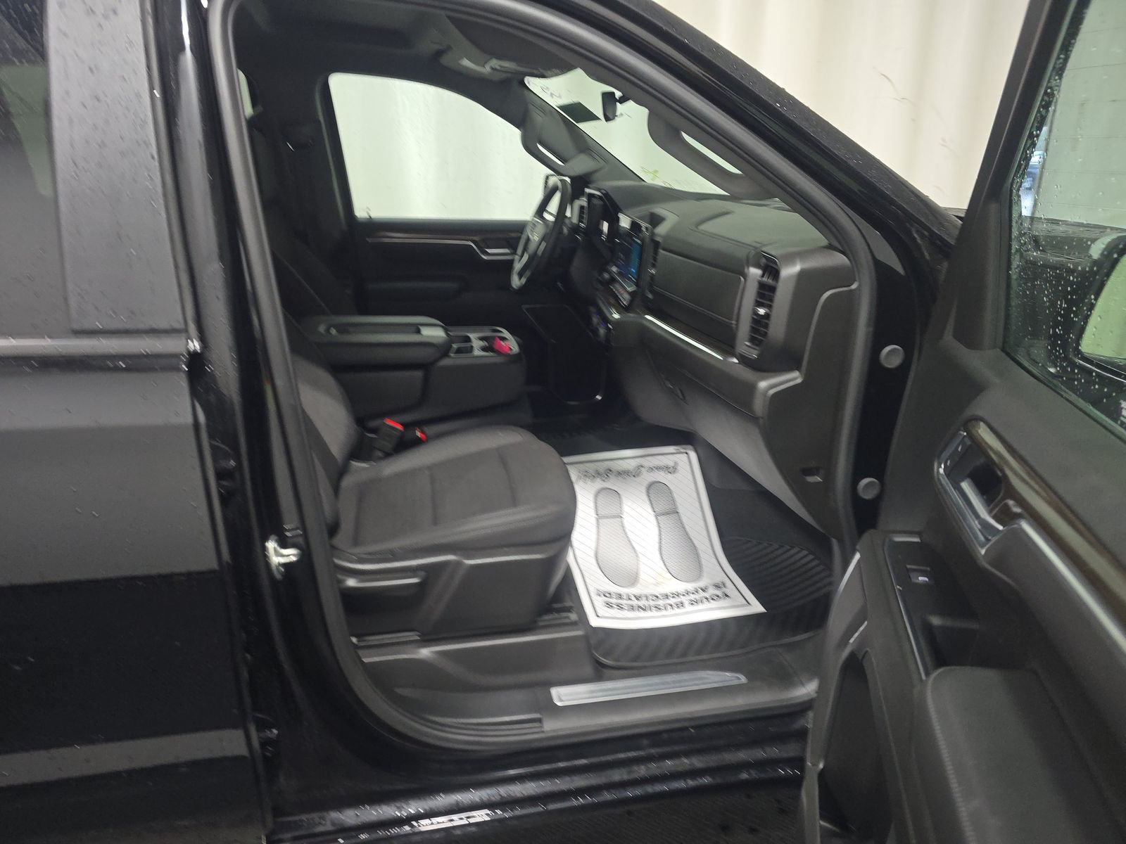 2025 Chevrolet Silverado 1500 LT AWD