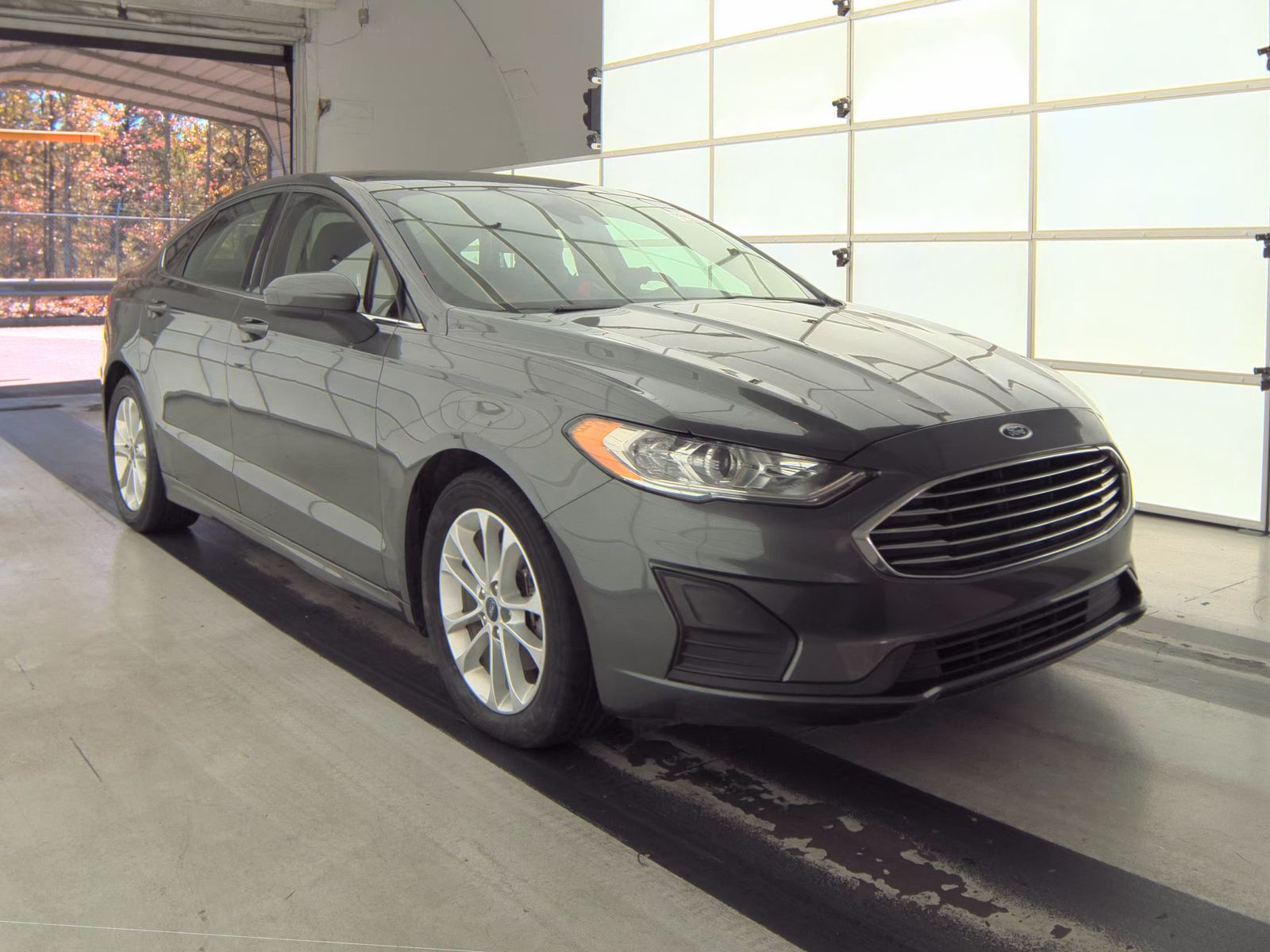 2020 Ford Fusion SE FWD