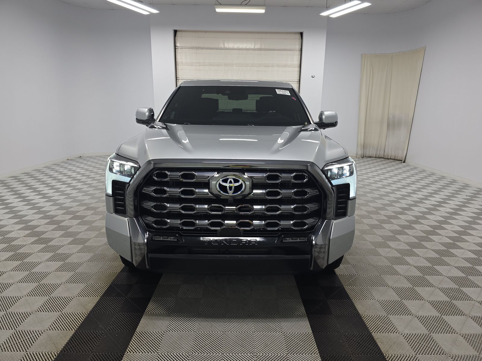 2023 Toyota Tundra Hybrid Platinum RWD