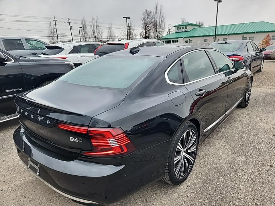 2023 Volvo S90 B6 Plus AWD