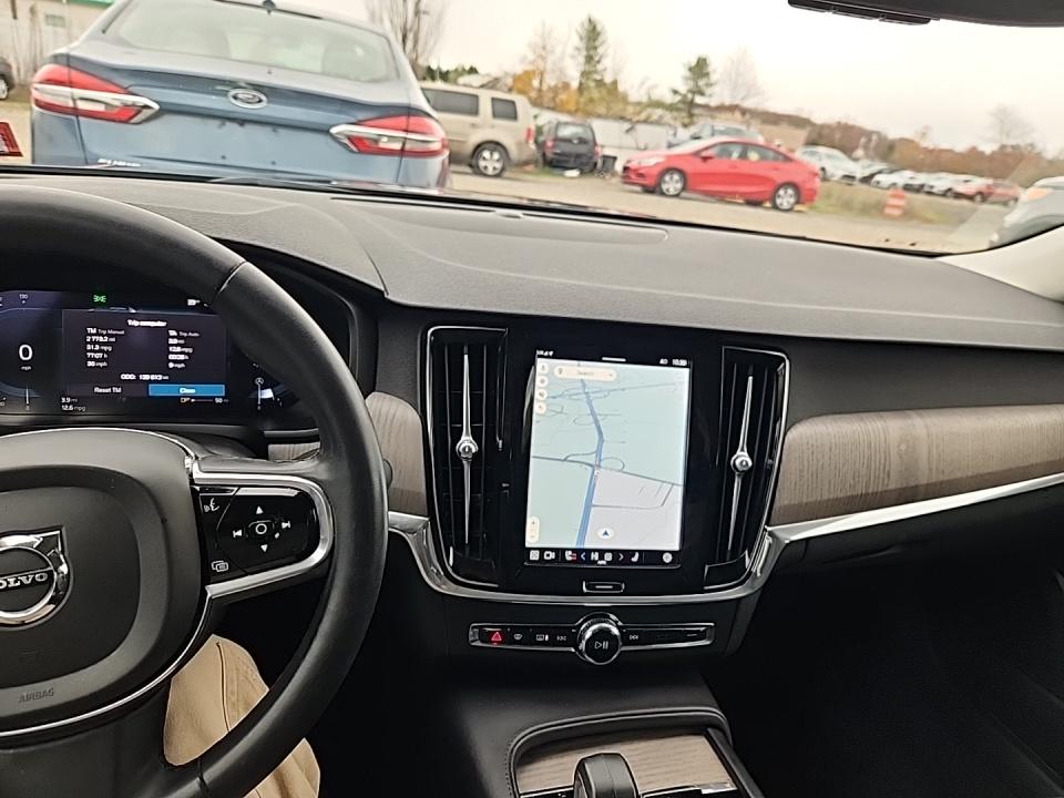 2023 Volvo S90 B6 Plus AWD