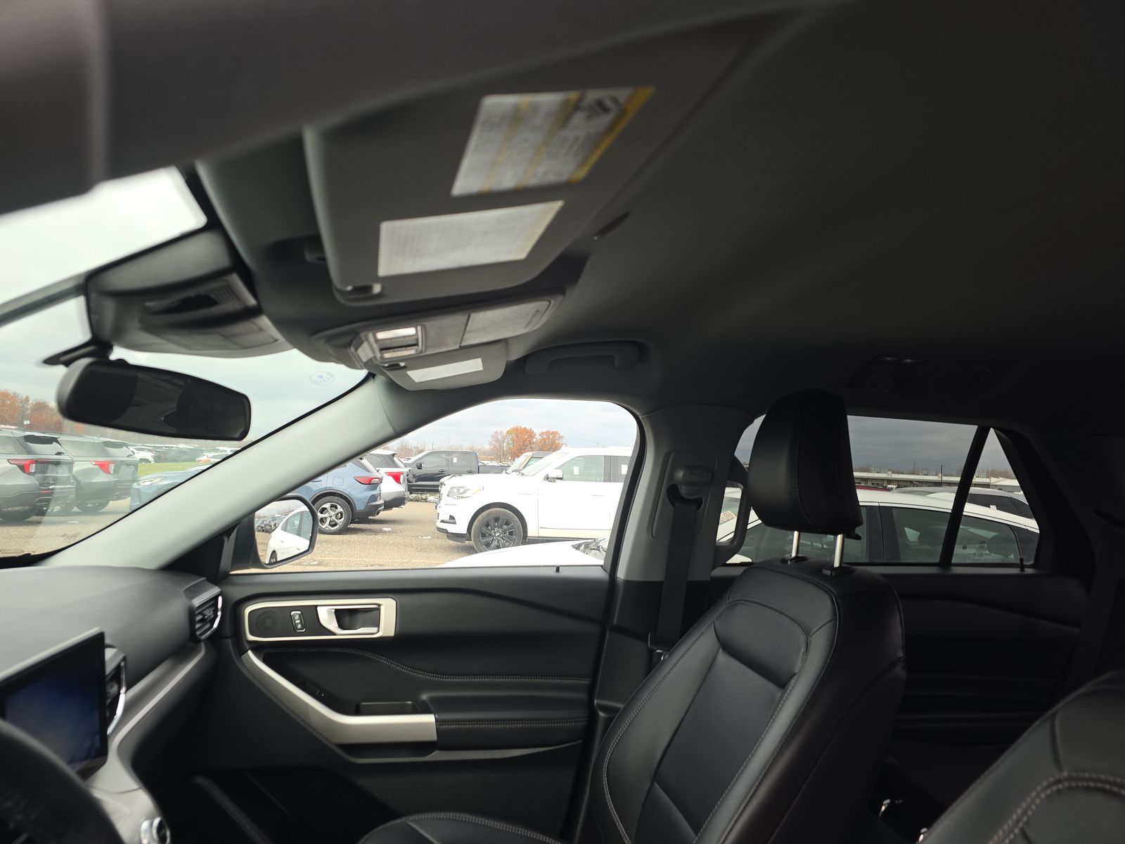 2023 Ford Explorer XLT AWD