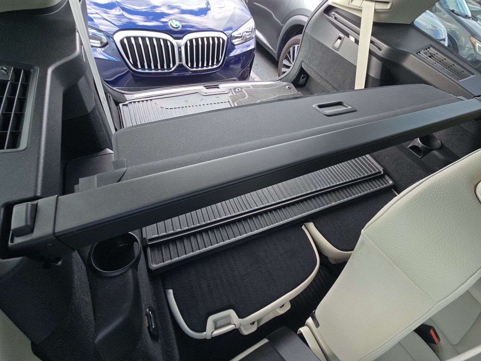 2024 Volvo XC90 B5 Plus AWD