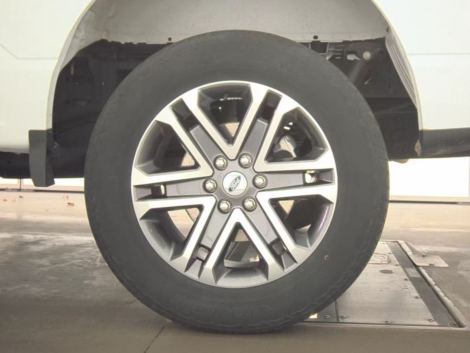 2022 Ford F-150 XL AWD