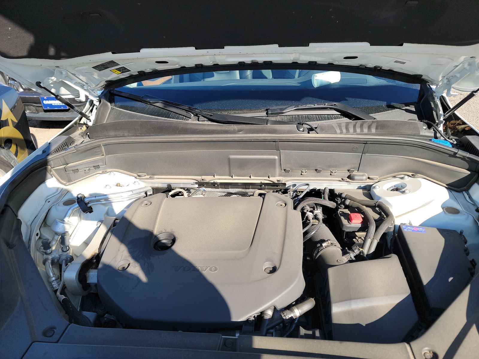 2023 Volvo XC90 B6 Plus AWD