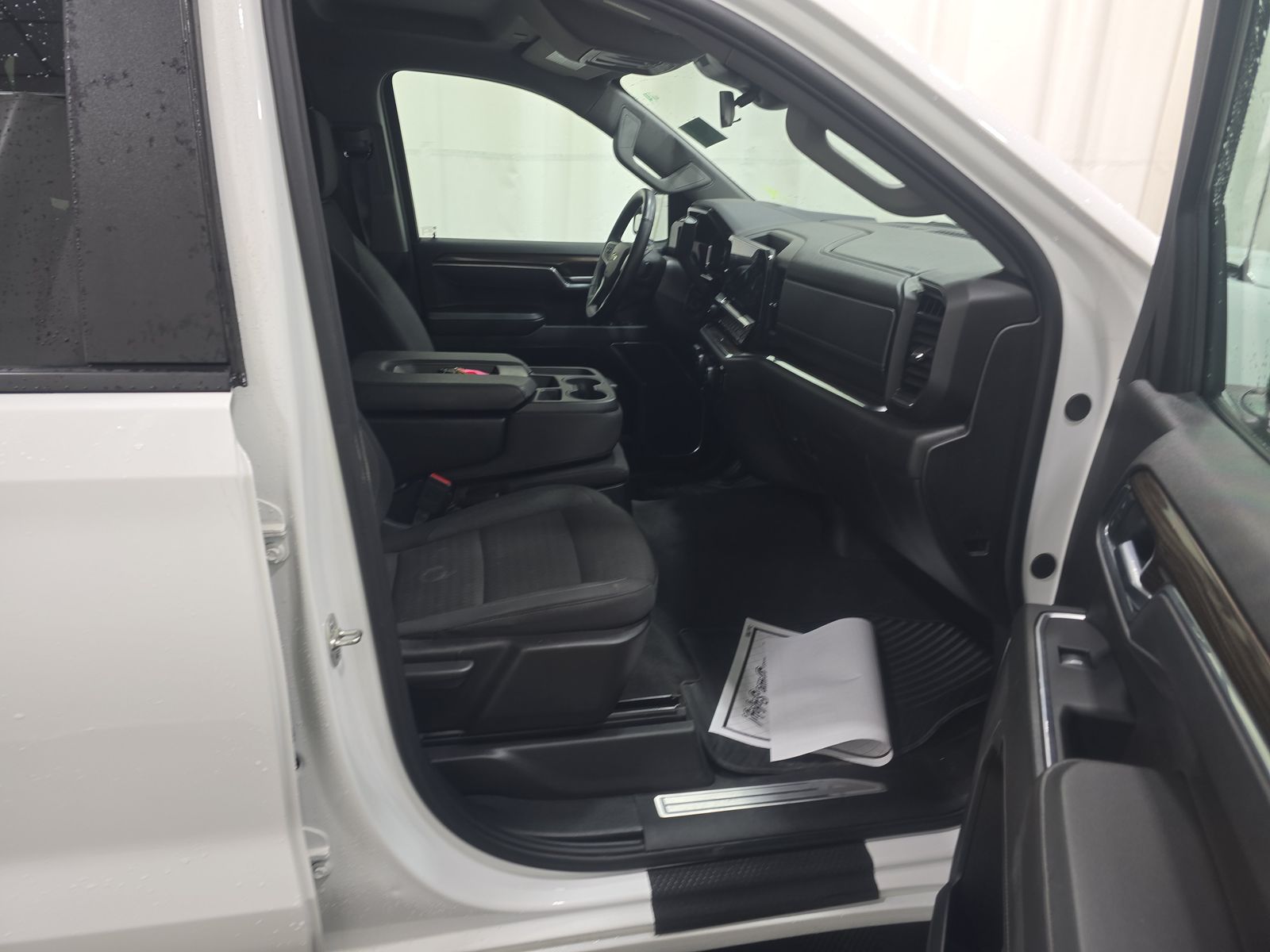 2025 Chevrolet Silverado 1500 LT AWD