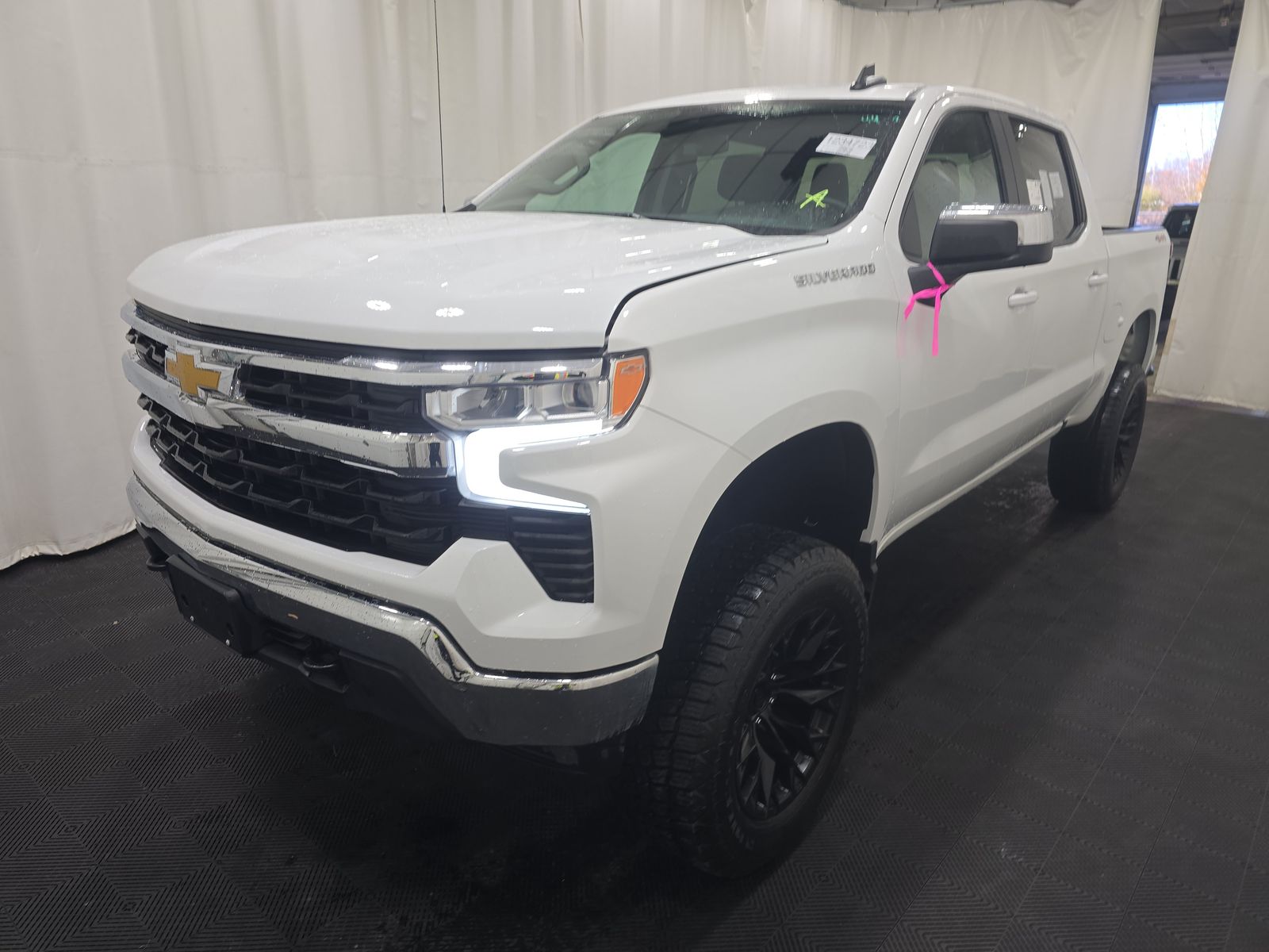2025 Chevrolet Silverado 1500 LT AWD