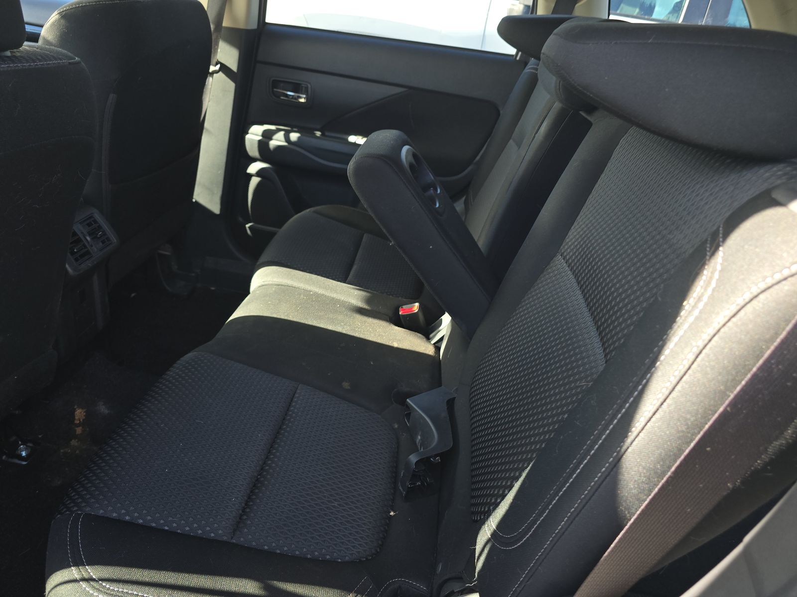 2019 Mitsubishi Outlander ES FWD