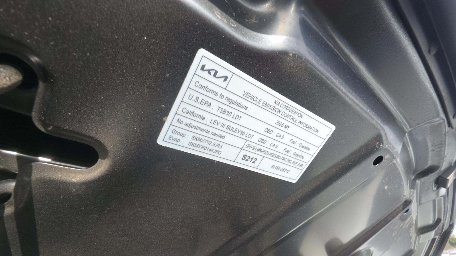 2025 Kia Sorento S FWD