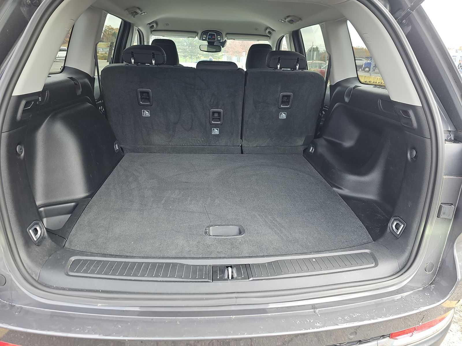 2023 Jeep Grand Cherokee Laredo AWD