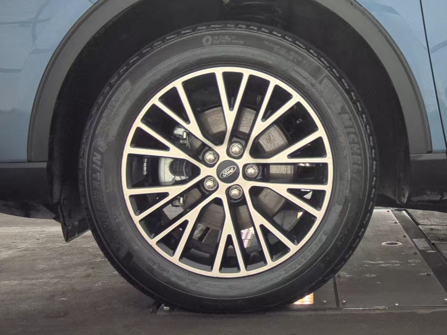 2025 Ford Escape Plug-In Hybrid FWD