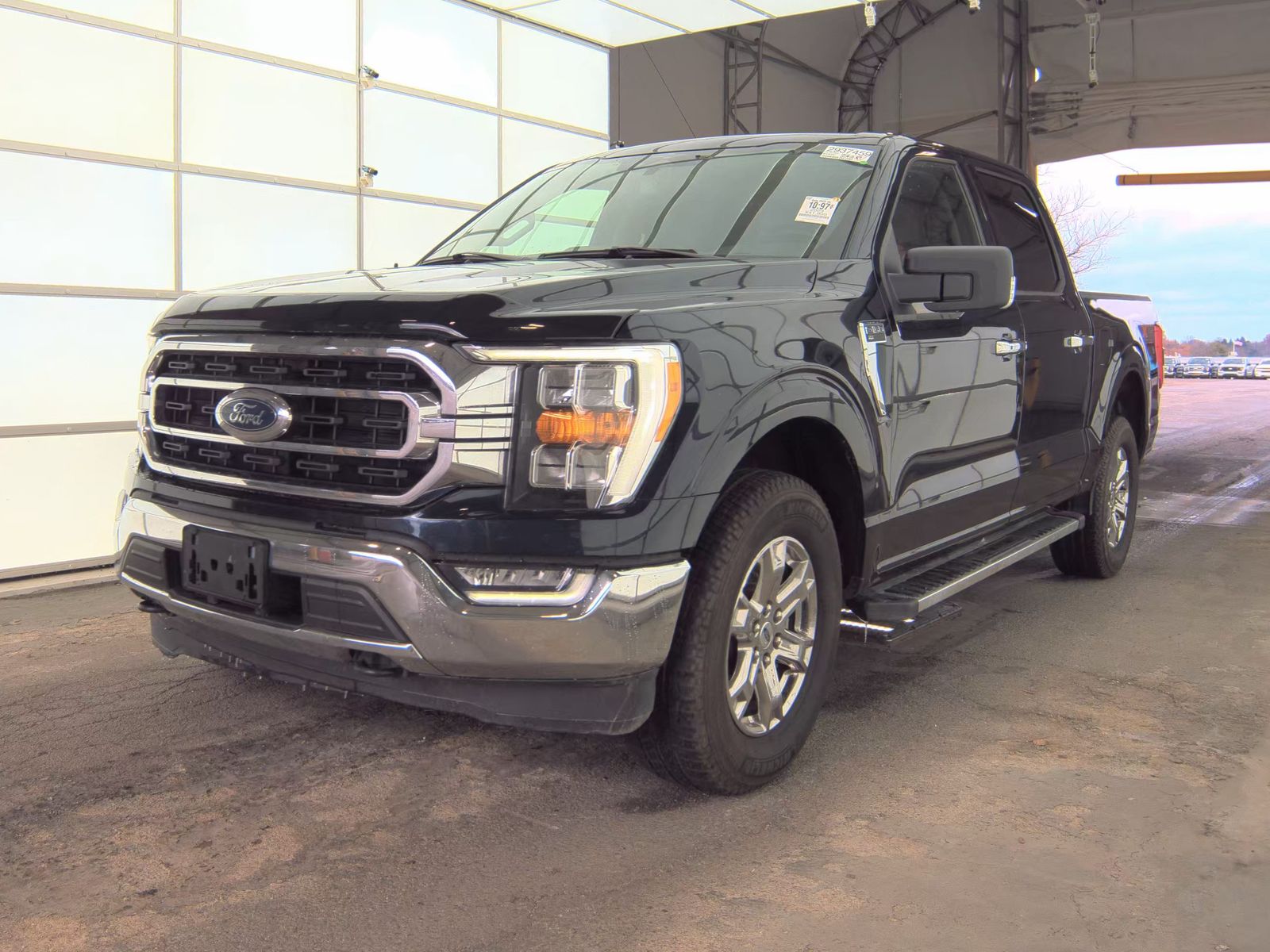 2023 Ford F-150 XLT AWD