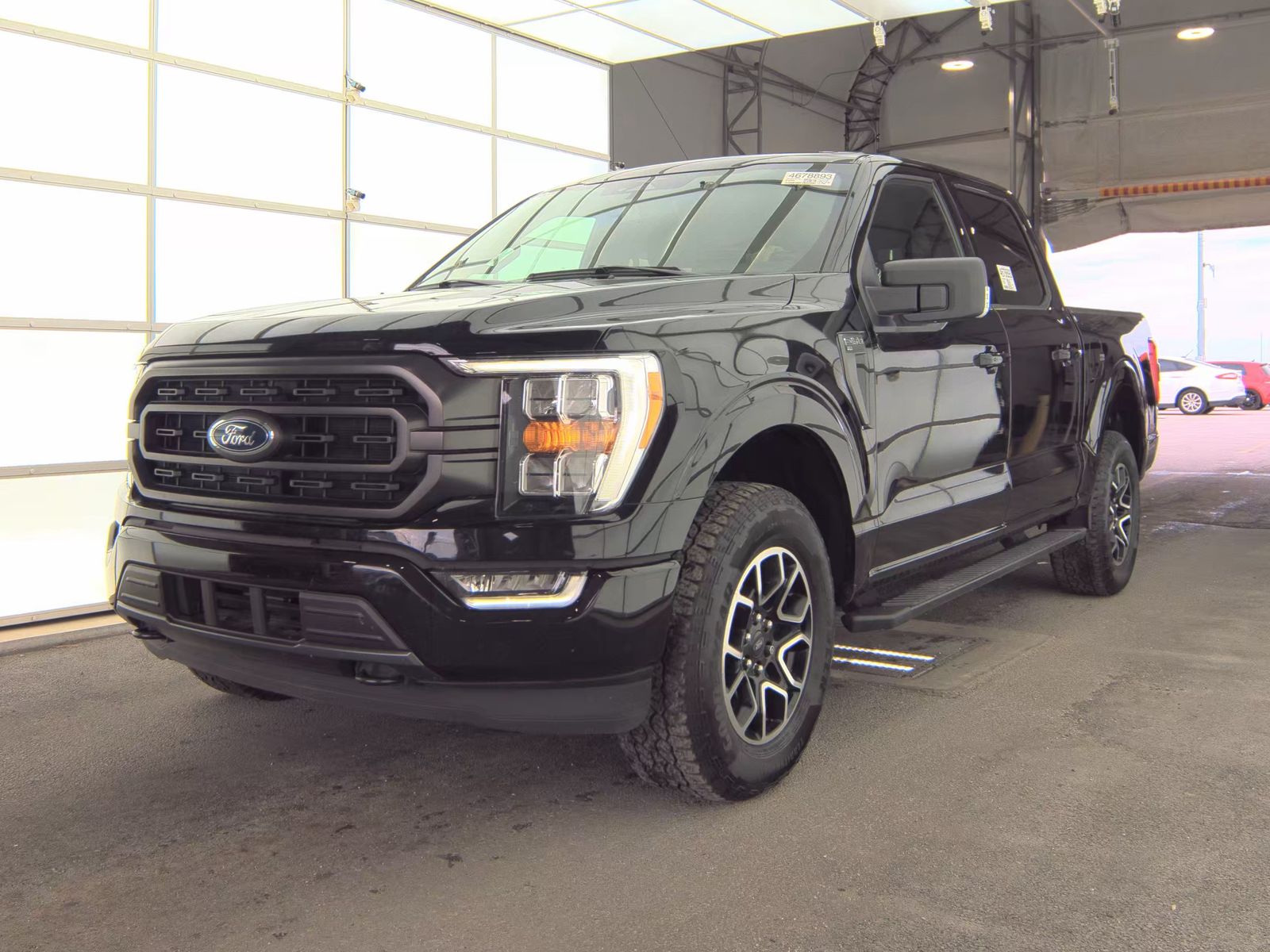 2023 Ford F-150 XLT AWD
