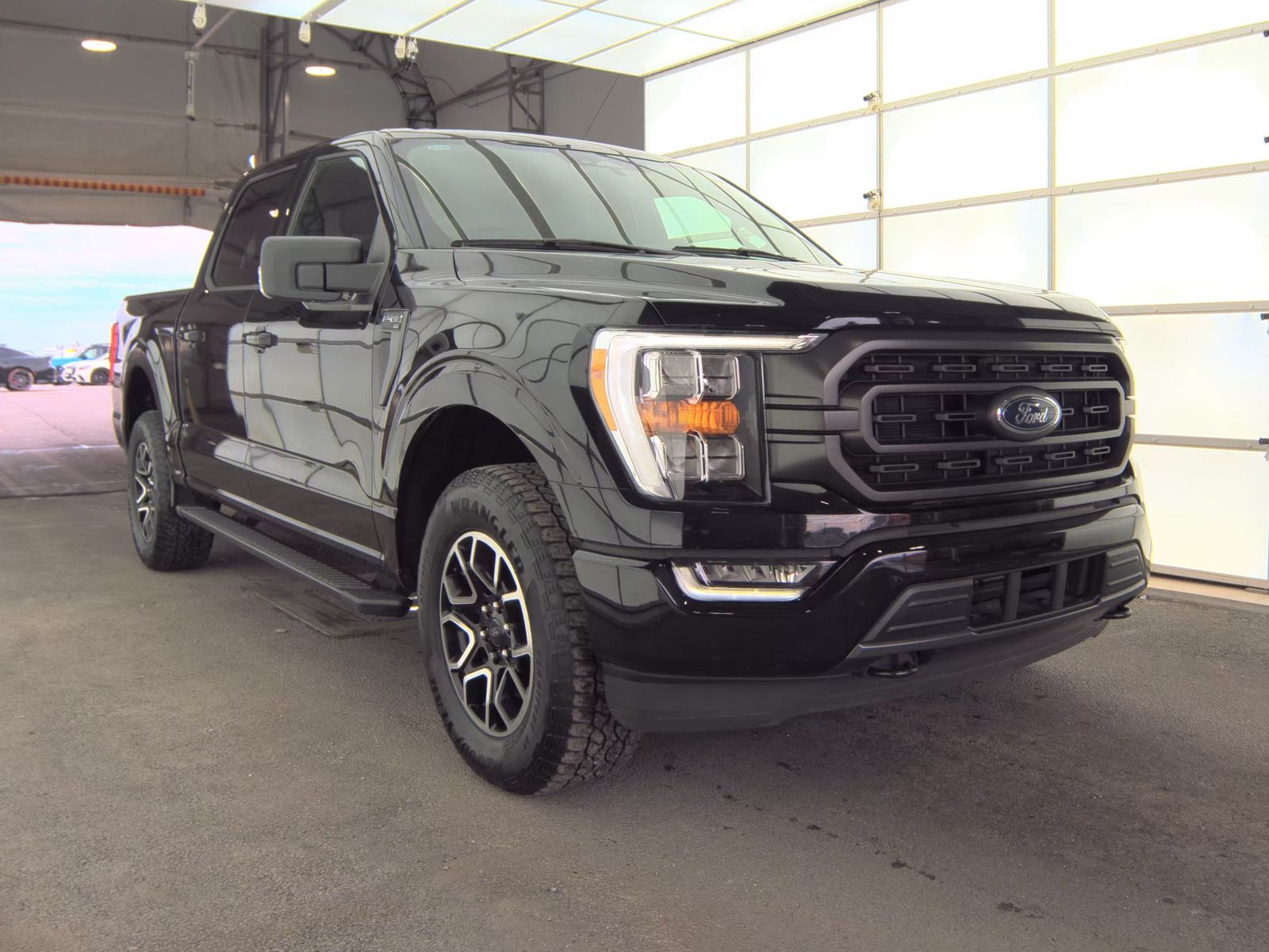 2023 Ford F-150 XLT AWD