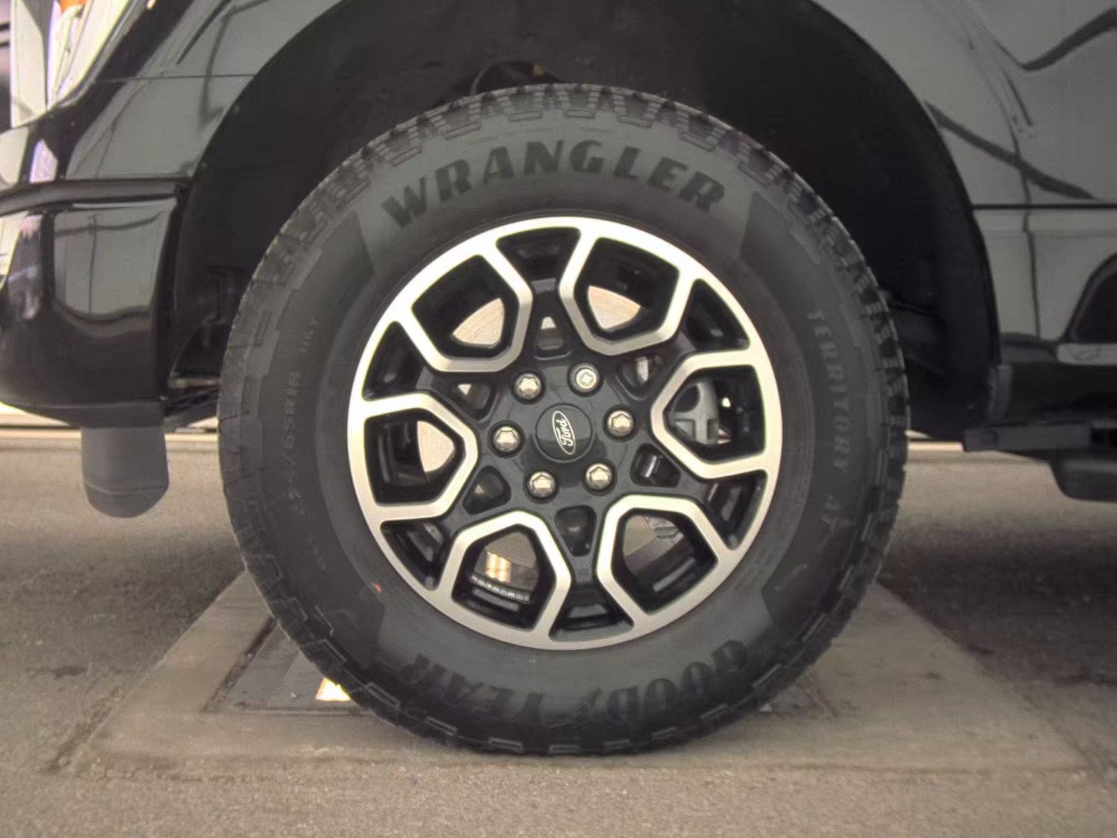 2023 Ford F-150 XLT AWD