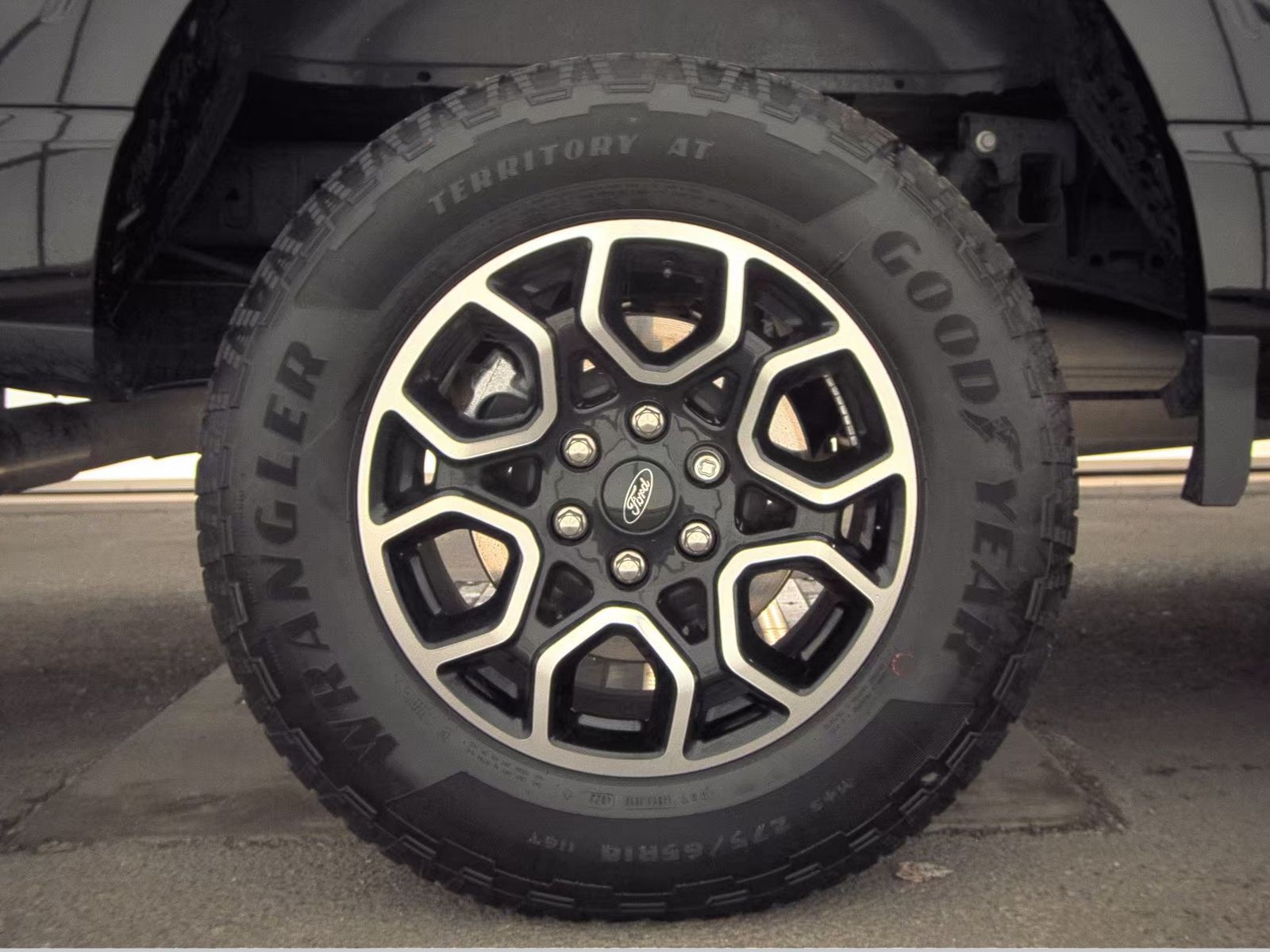 2023 Ford F-150 XLT AWD