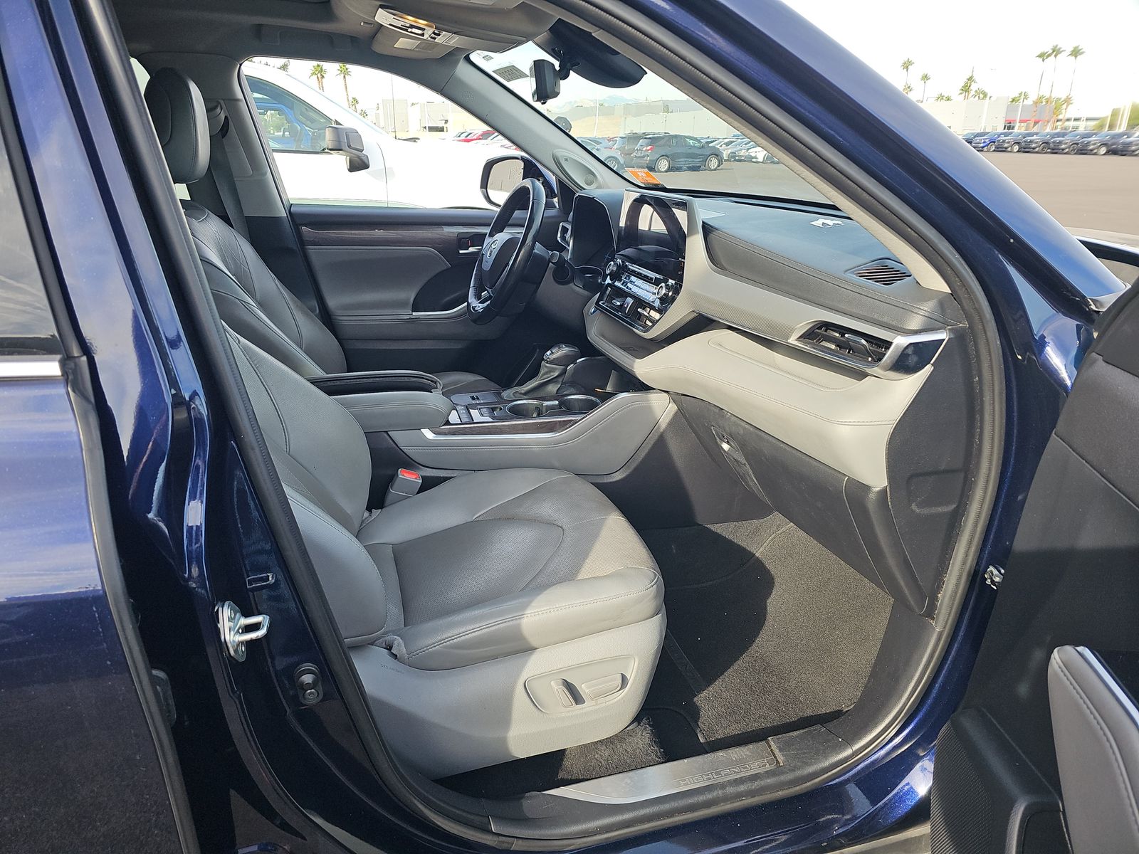 2021 Toyota Highlander Hybrid Platinum FWD