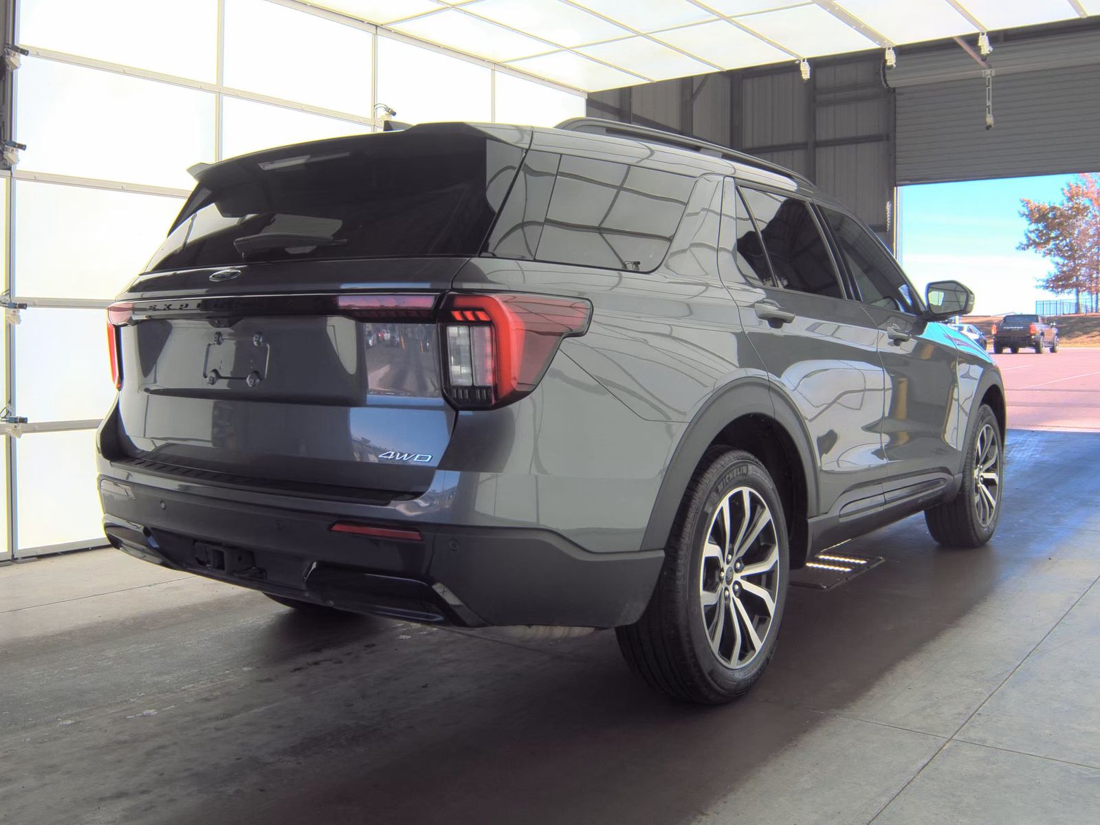 2025 Ford Explorer ST-Line AWD