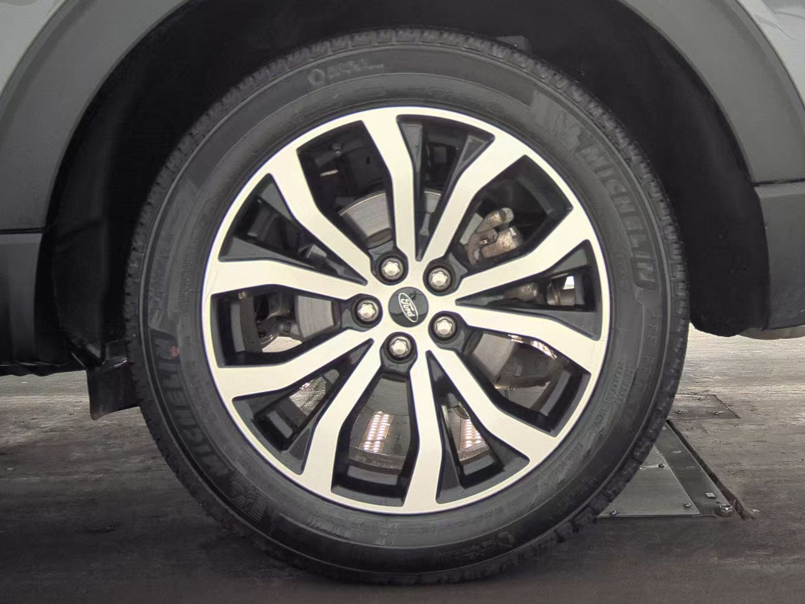 2025 Ford Explorer ST-Line AWD