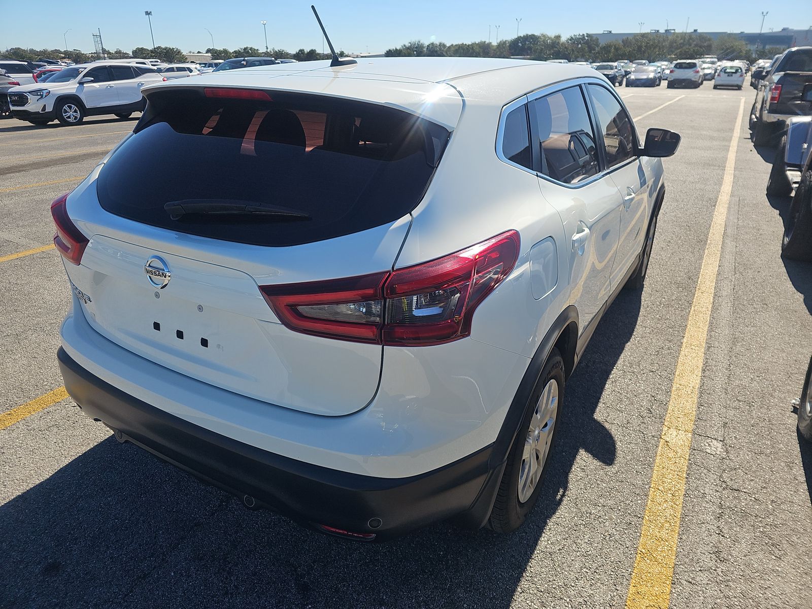 2020 Nissan Rogue Sport S FWD
