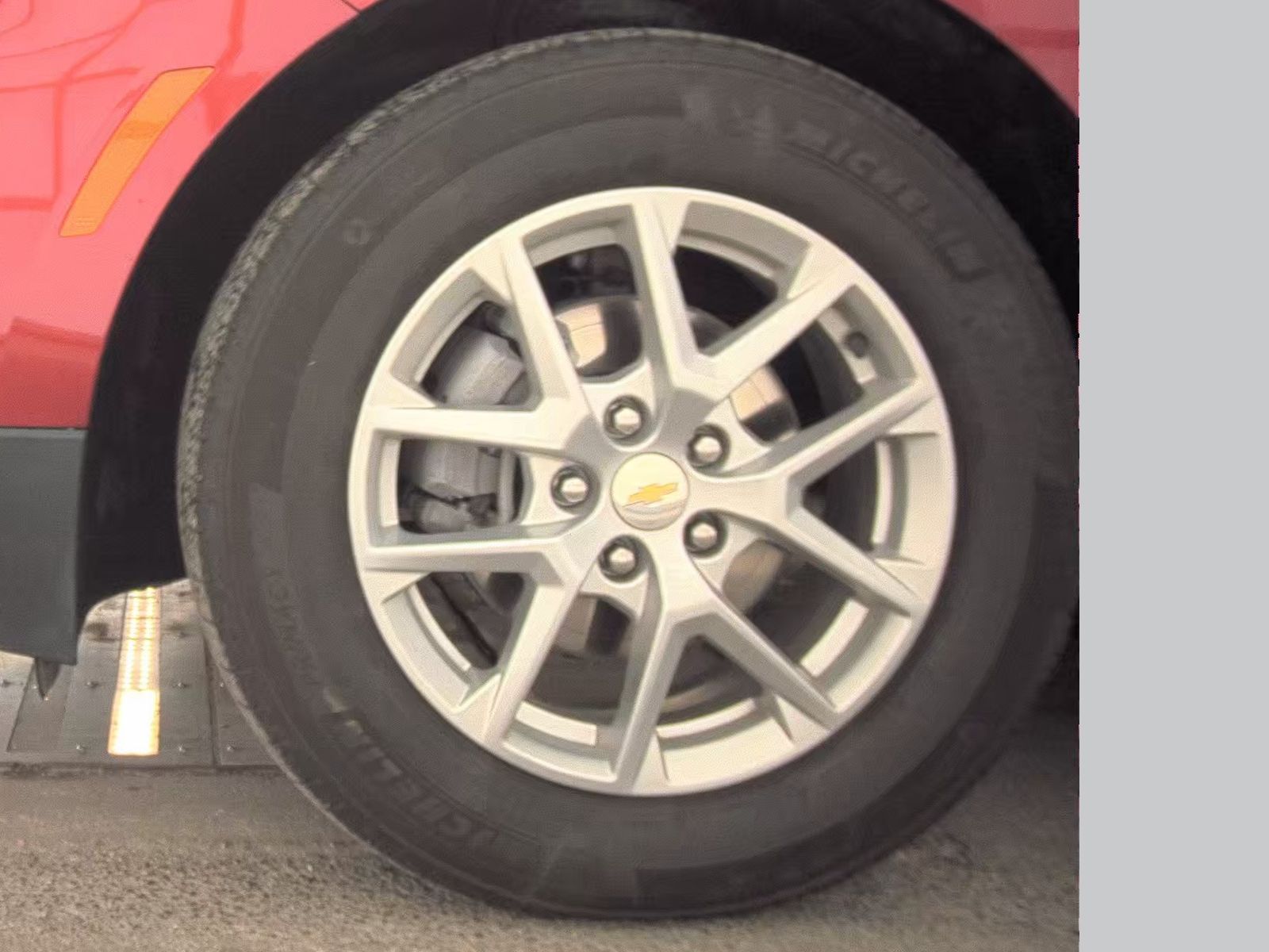 2024 Chevrolet Equinox LT FWD