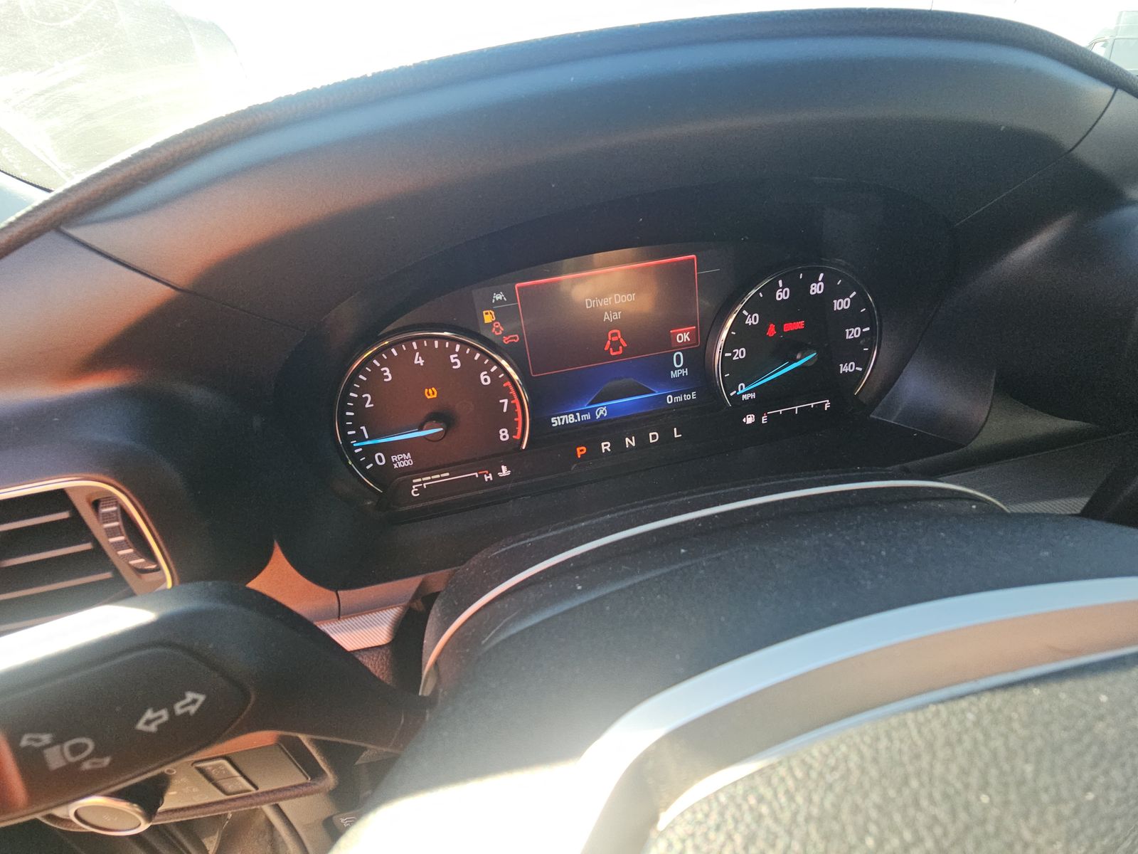 2023 Ford Explorer XLT RWD