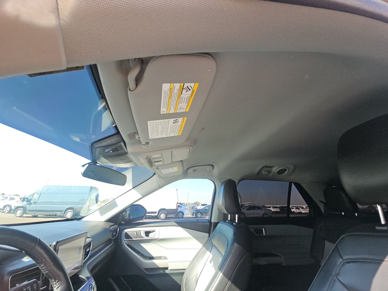 2023 Ford Explorer XLT RWD