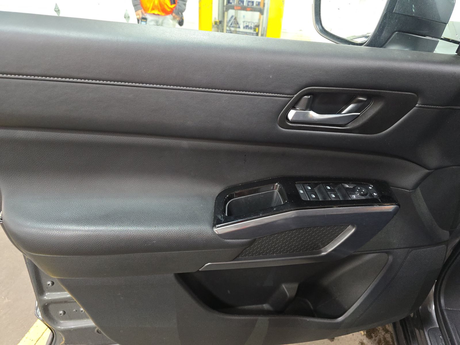 2023 Nissan Pathfinder SL AWD