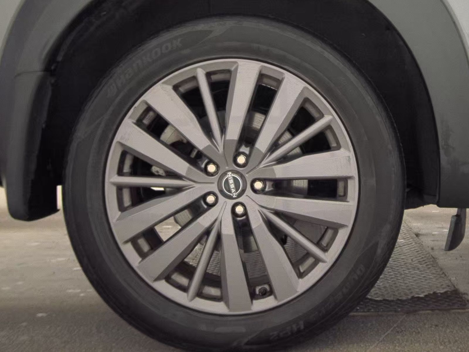 2023 Nissan Pathfinder SL AWD