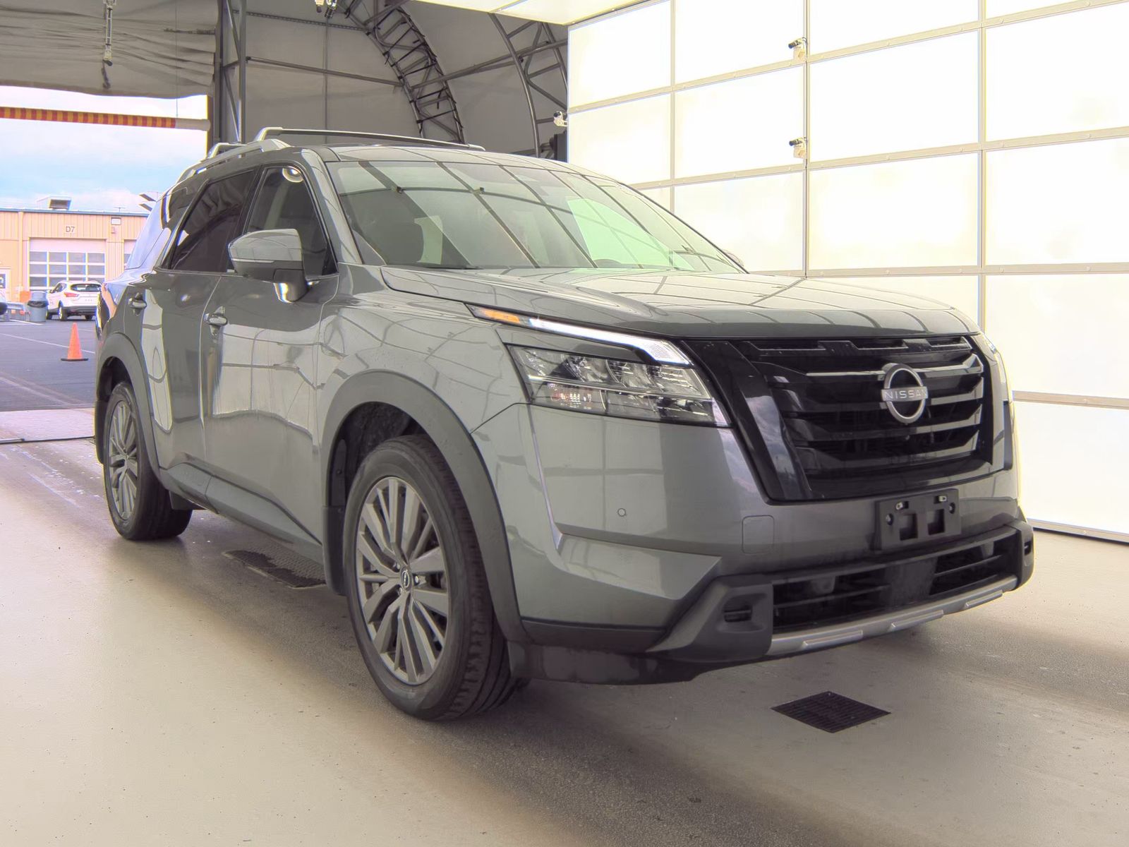 2023 Nissan Pathfinder SL AWD