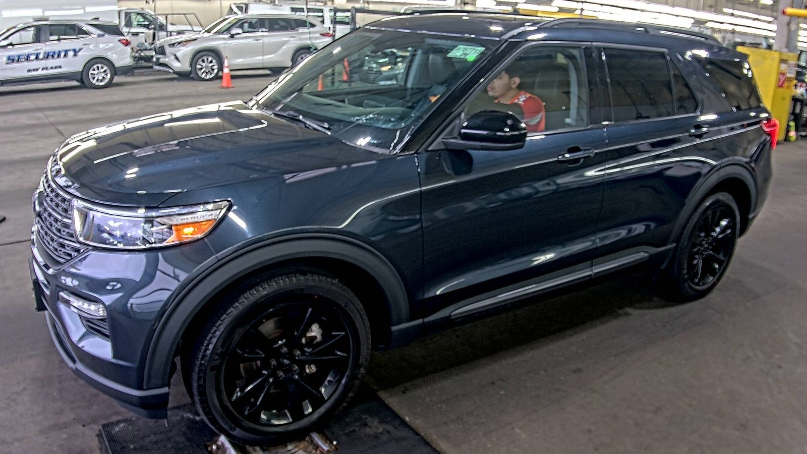 2022 Ford Explorer XLT AWD