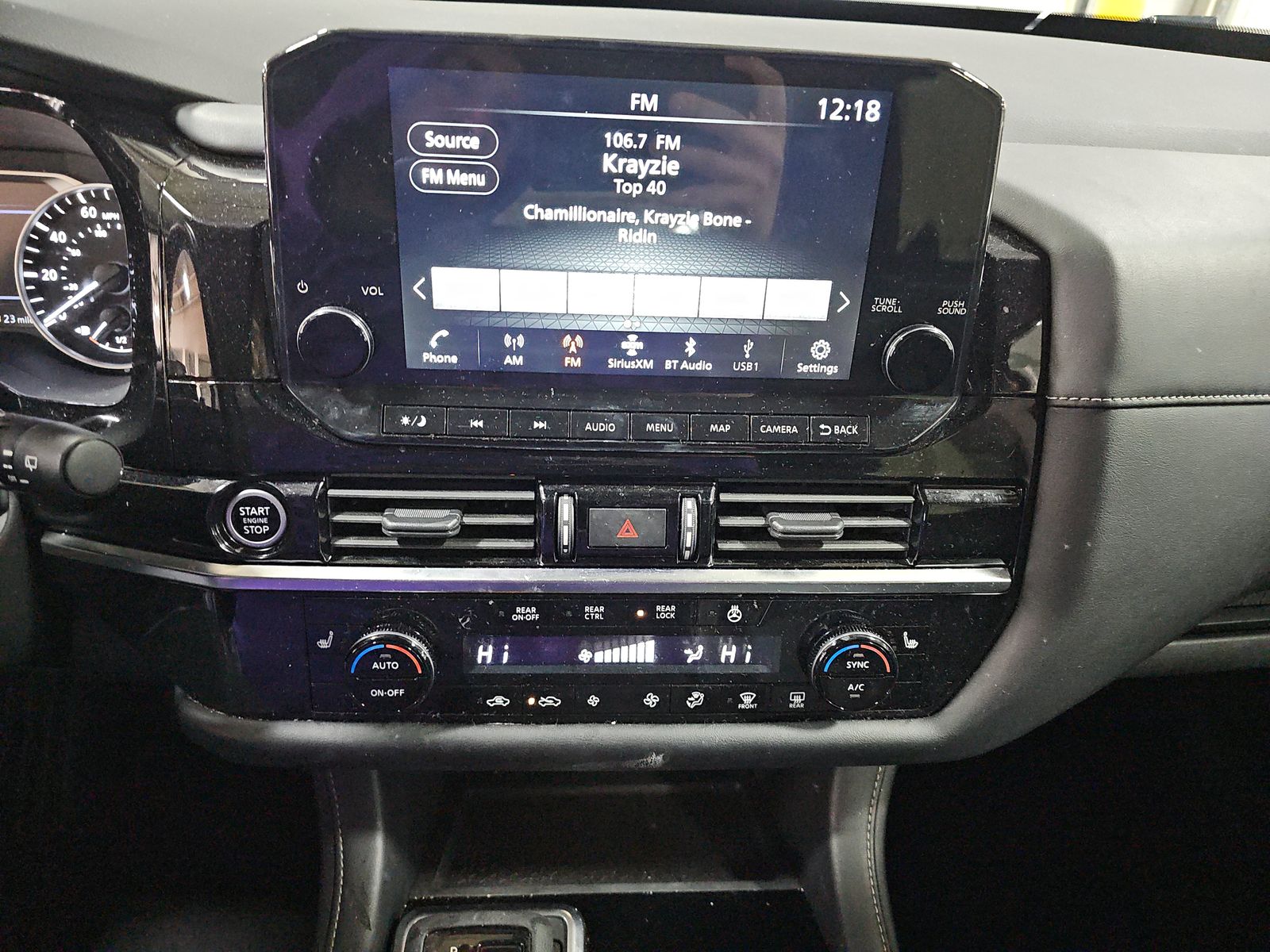 2024 Nissan Pathfinder SL AWD