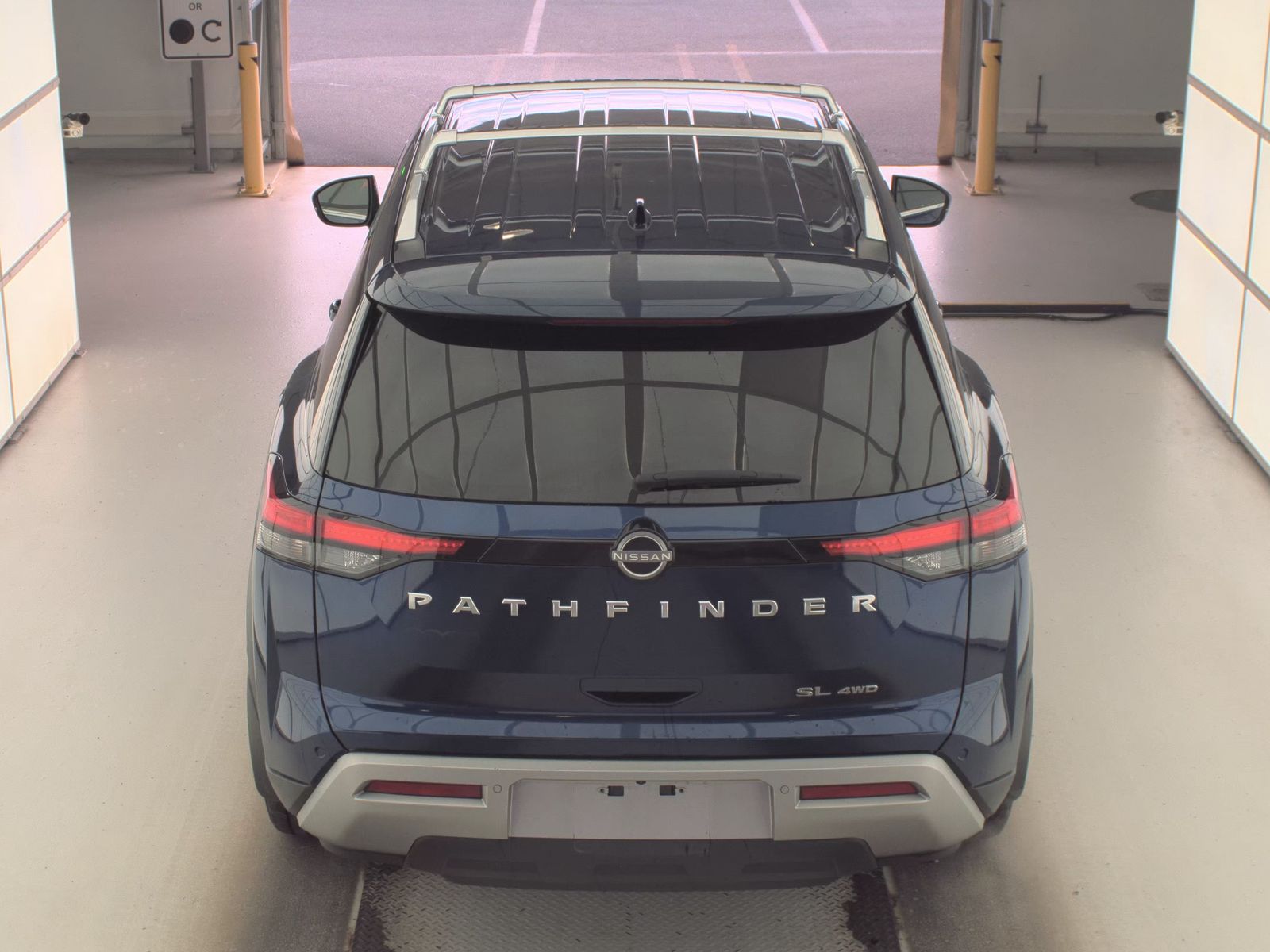 2024 Nissan Pathfinder SL AWD