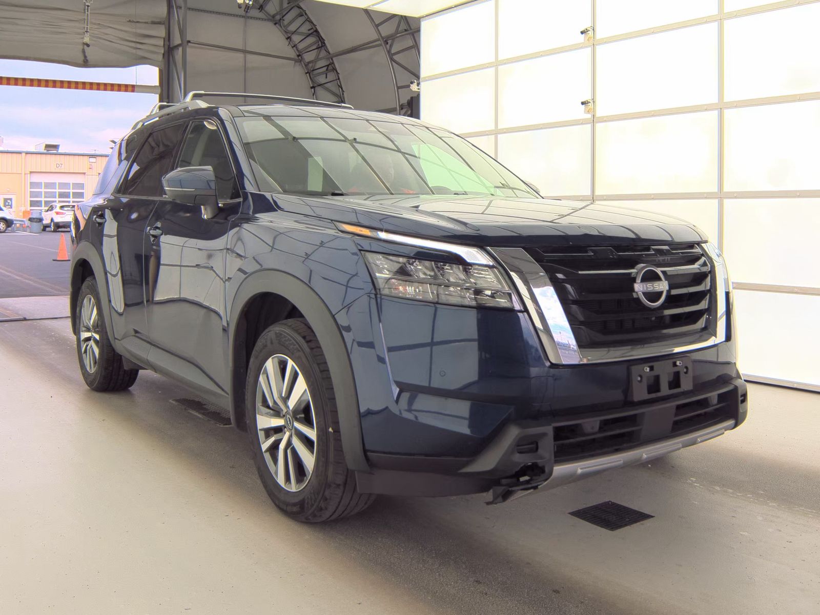 2024 Nissan Pathfinder SL AWD