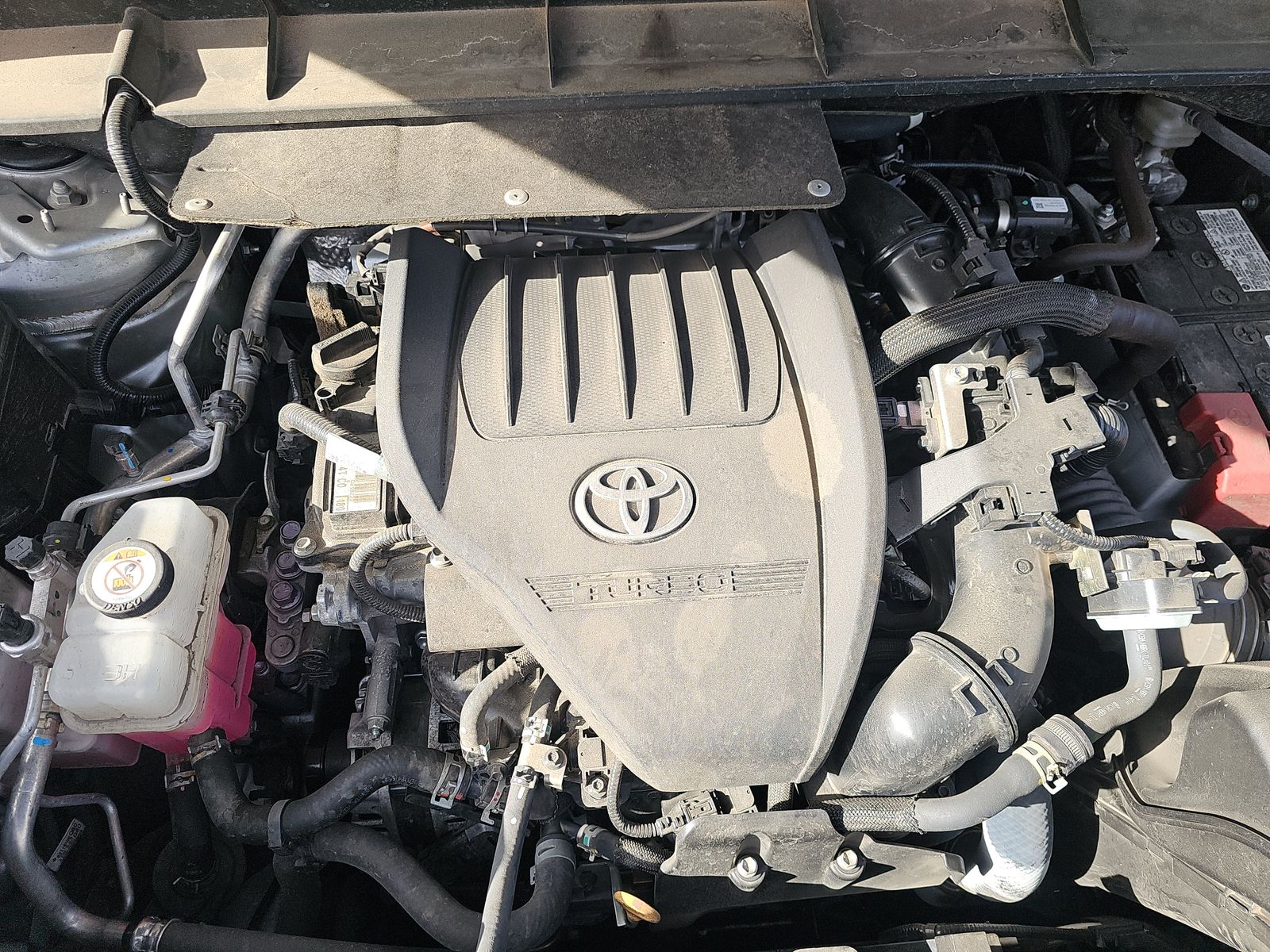 2024 Toyota Highlander LE AWD