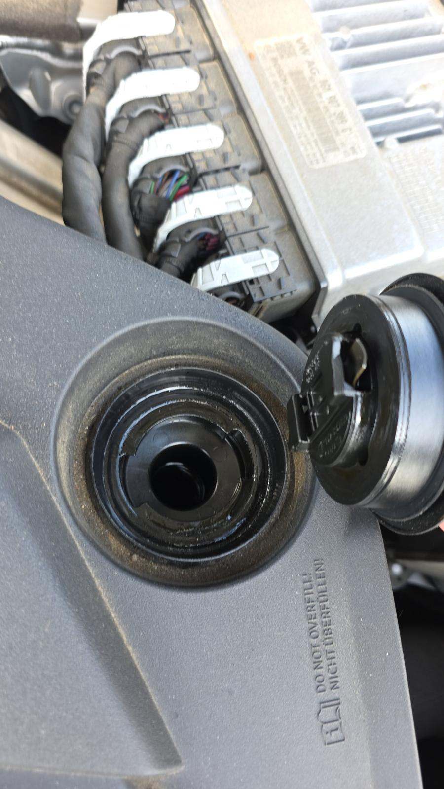 2022 Porsche Cayenne Platinum Edition AWD