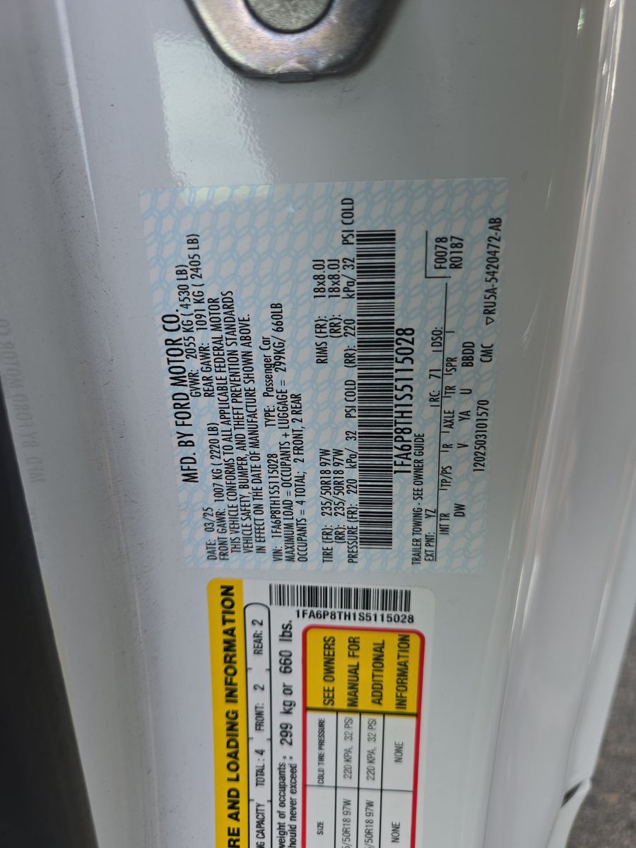 2025 Ford Mustang EcoBoost RWD